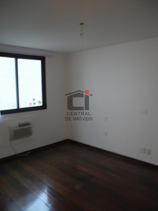 Apartamento à venda com 3 quartos, 145m² - Foto 15