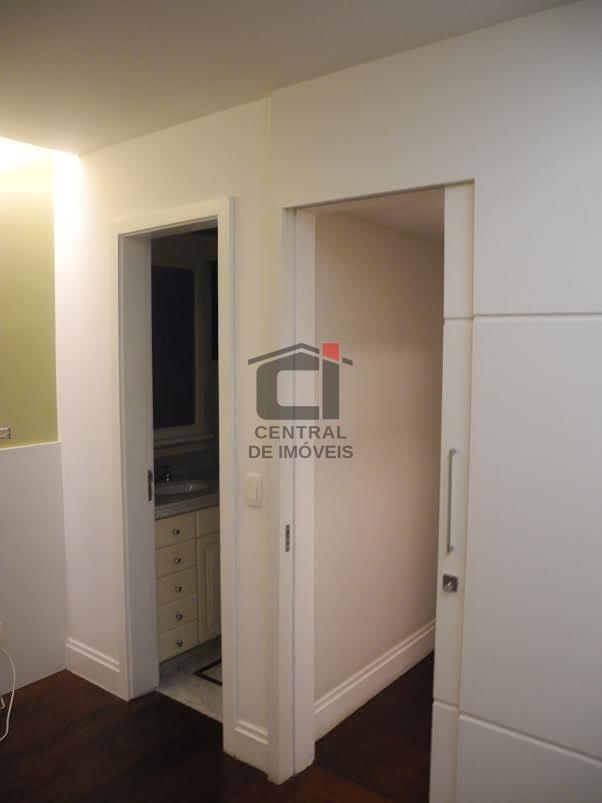 Apartamento à venda com 3 quartos, 145m² - Foto 16