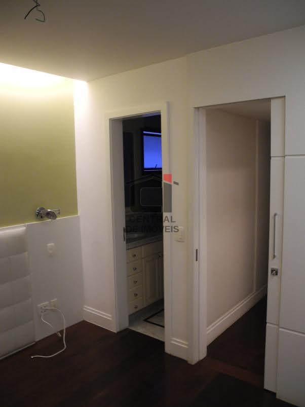 Apartamento à venda com 3 quartos, 145m² - Foto 19