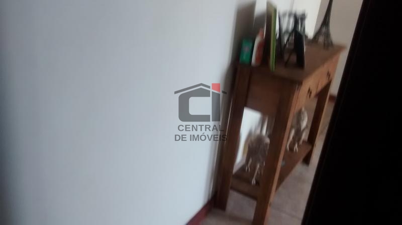 Apartamento à venda com 2 quartos, 75m² - Foto 15