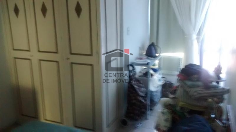 Apartamento à venda com 2 quartos, 75m² - Foto 9