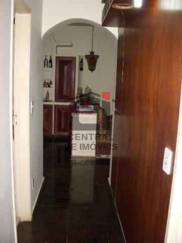 Apartamento à venda com 3 quartos, 110m² - Foto 2