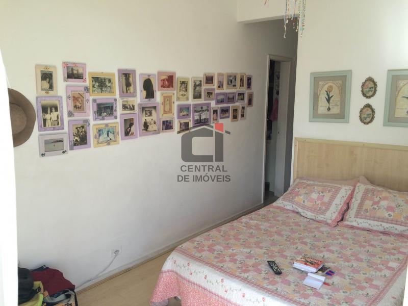 Apartamento à venda com 2 quartos, 85m² - Foto 13