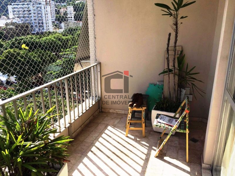 Apartamento à venda com 2 quartos, 85m² - Foto 8