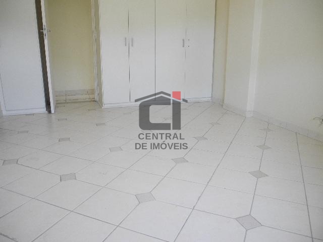 Apartamento à venda com 2 quartos, 98m² - Foto 13