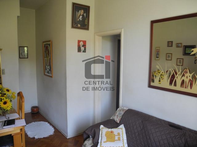 Apartamento à venda com 2 quartos, 66m² - Foto 1