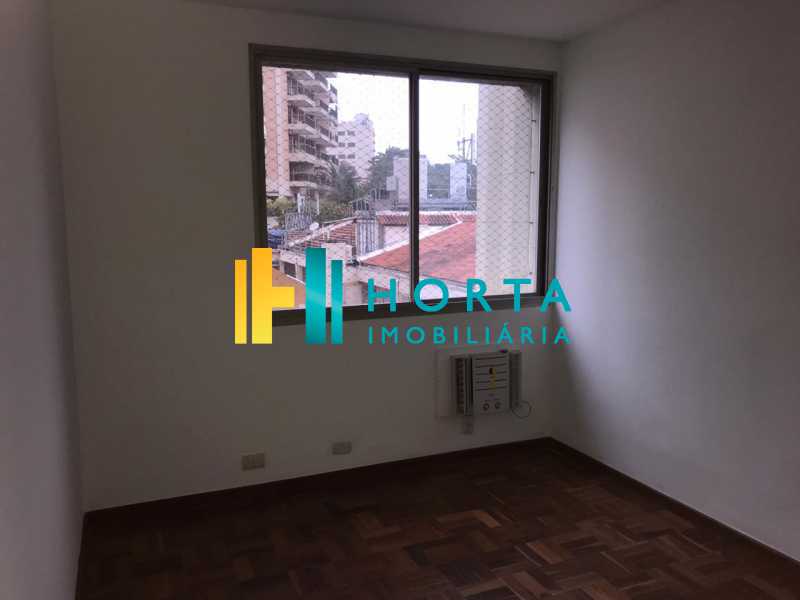 Apartamento à venda com 4 quartos, 150m² - Foto 13