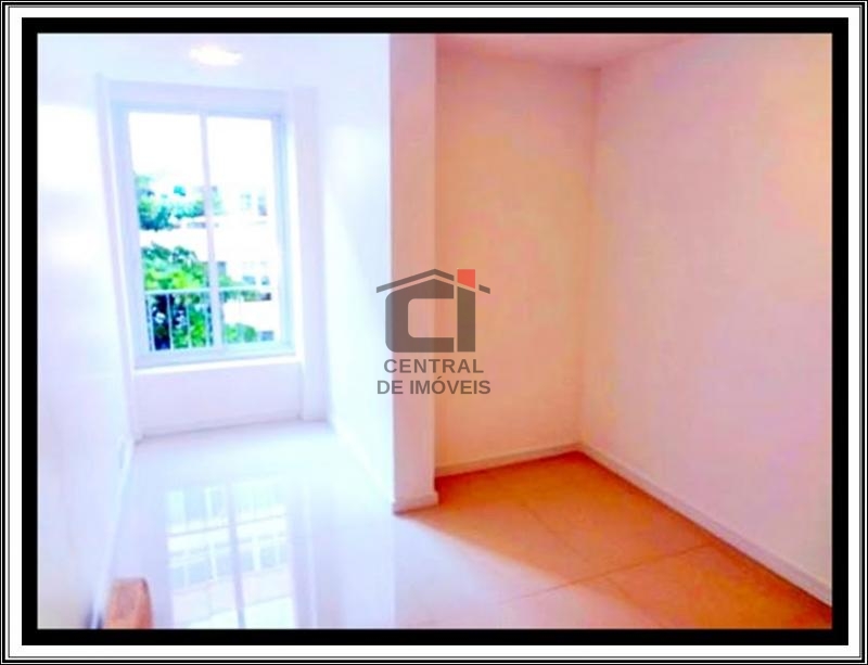 Apartamento à venda com 3 quartos, 95m² - Foto 4