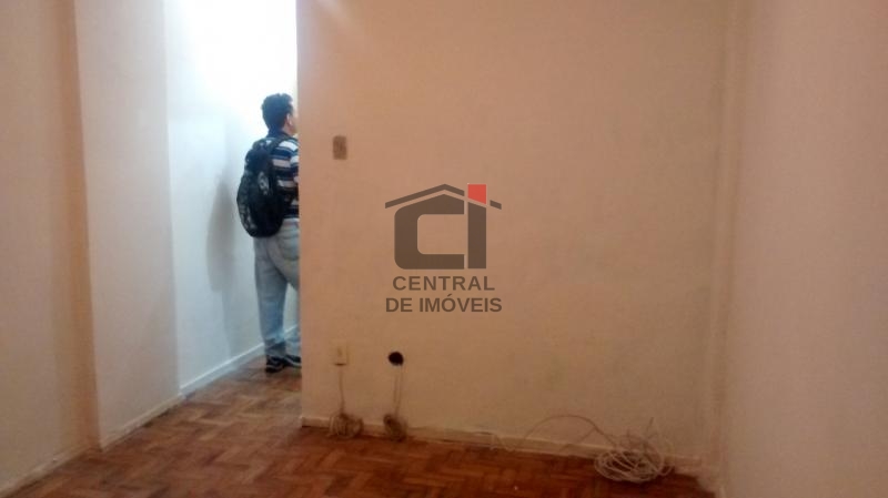 Apartamento à venda com 1 quarto, 24m² - Foto 3