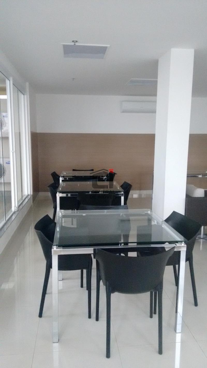 Apartamento à venda com 2 quartos, 60m² - Foto 15