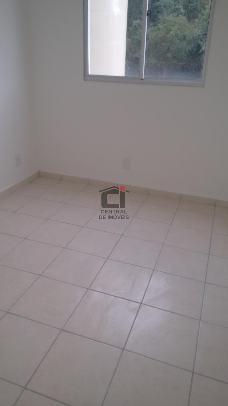 Apartamento à venda com 2 quartos, 60m² - Foto 3