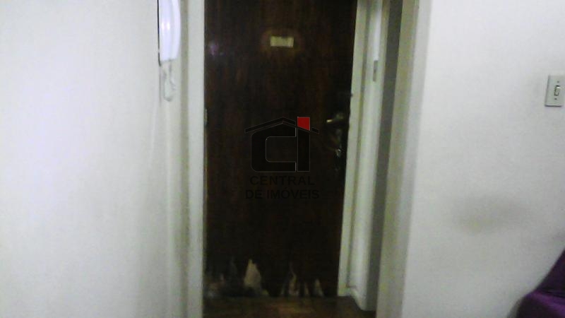 Apartamento à venda com 1 quarto, 45m² - Foto 18