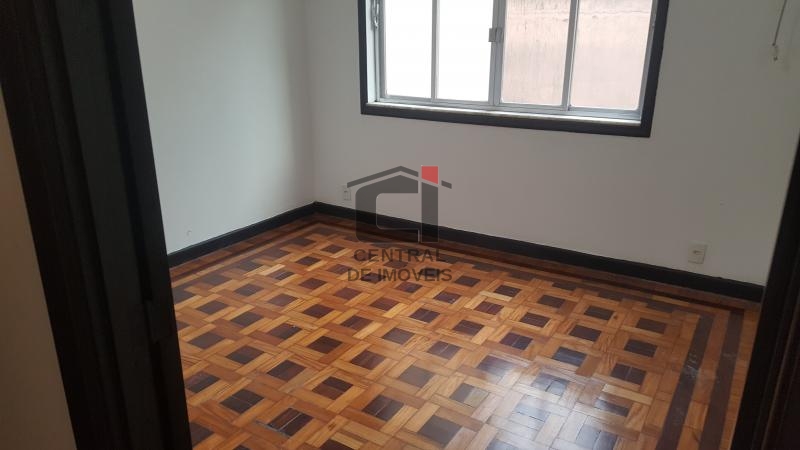 Apartamento à venda com 2 quartos, 80m² - Foto 1