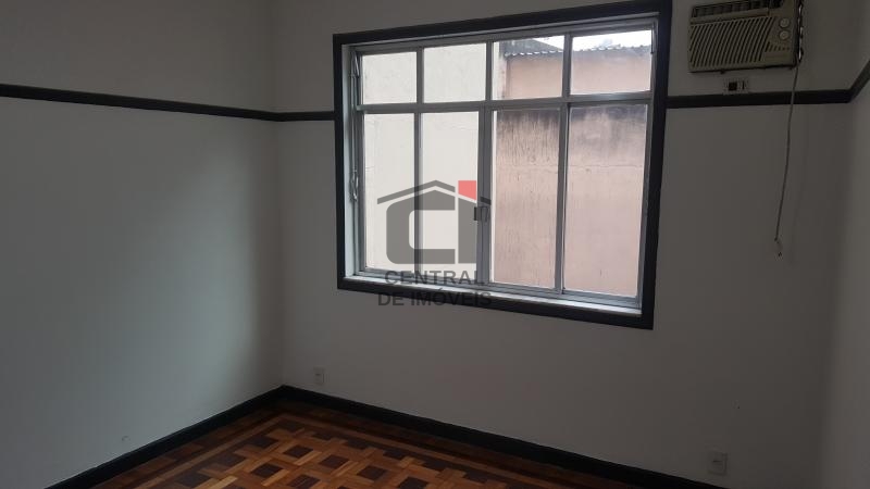 Apartamento à venda com 2 quartos, 80m² - Foto 2