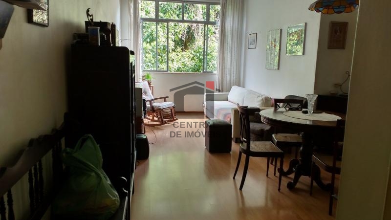 Apartamento à venda com 3 quartos, 100m² - Foto 2