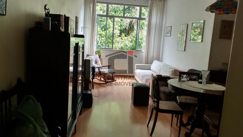 Apartamento à venda com 3 quartos, 100m² - Foto 3