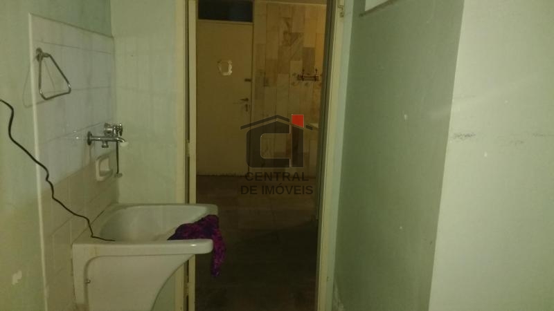 Apartamento à venda com 2 quartos, 70m² - Foto 19