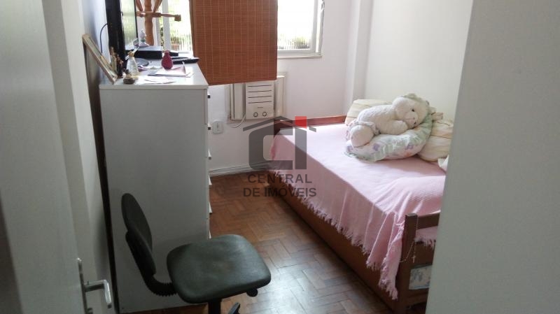 Apartamento à venda com 2 quartos, 70m² - Foto 18