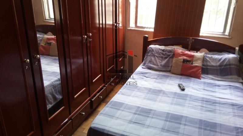 Apartamento à venda com 2 quartos, 70m² - Foto 28