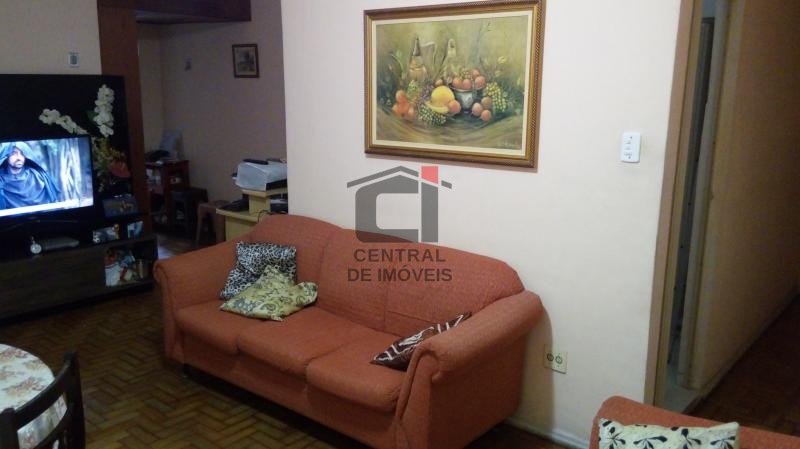 Apartamento à venda com 2 quartos, 70m² - Foto 5