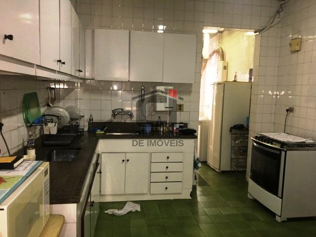 Apartamento à venda com 3 quartos, 200m² - Foto 11