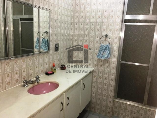 Apartamento à venda com 3 quartos, 200m² - Foto 19