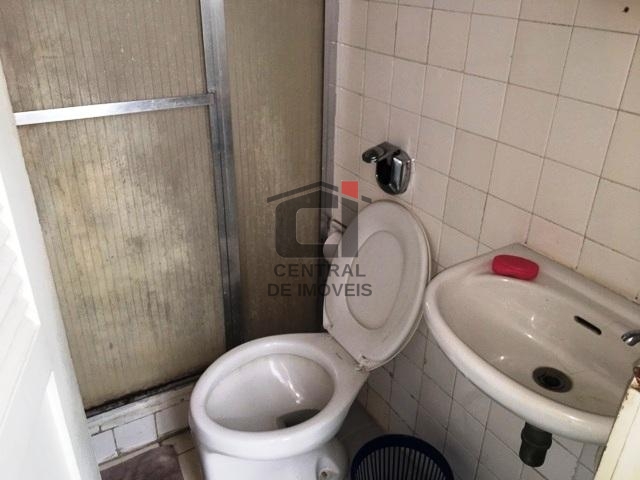 Apartamento à venda com 3 quartos, 200m² - Foto 25