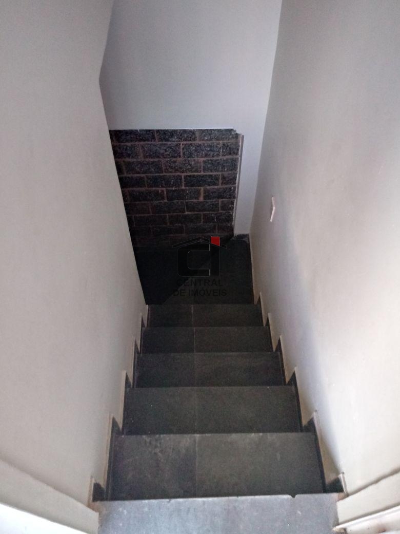 Casa à venda com 2 quartos, 90m² - Foto 13