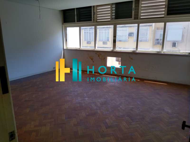 Apartamento à venda com 3 quartos, 152m² - Foto 2