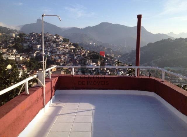 Casa à venda com 5 quartos, 200m² - Foto 11