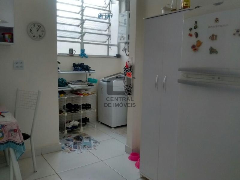 Apartamento à venda com 3 quartos, 85m² - Foto 12