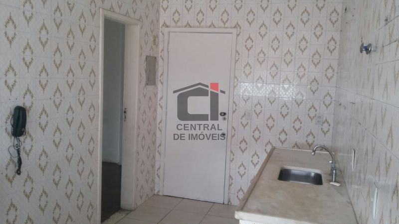 Apartamento à venda com 2 quartos, 60m² - Foto 12