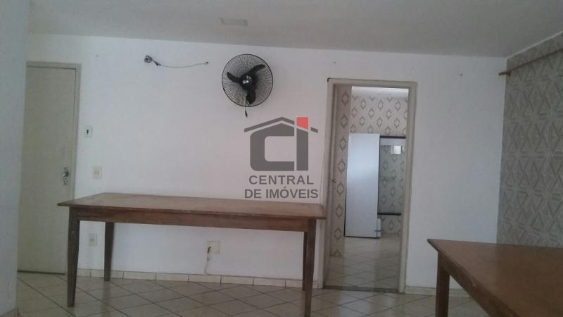 Apartamento à venda com 2 quartos, 60m² - Foto 17