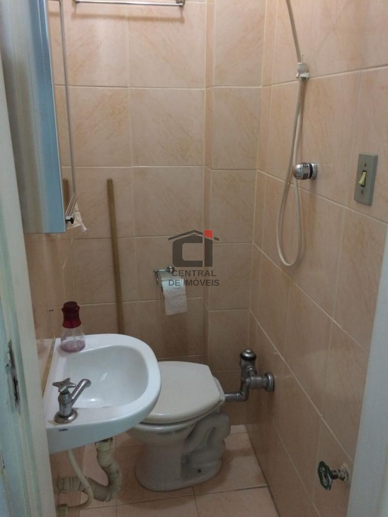 Apartamento à venda com 2 quartos, 67m² - Foto 10