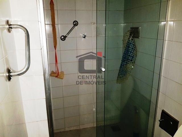 Casa à venda com 3 quartos, 280m² - Foto 18