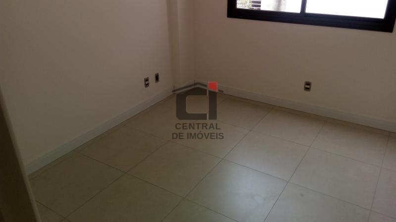 Apartamento à venda com 3 quartos, 113m² - Foto 26