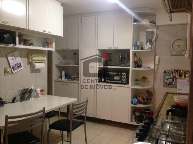 Apartamento à venda com 3 quartos, 132m² - Foto 6