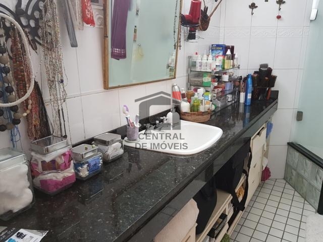 Apartamento à venda com 3 quartos, 73m² - Foto 9