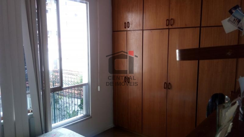 Apartamento à venda com 3 quartos, 98m² - Foto 8