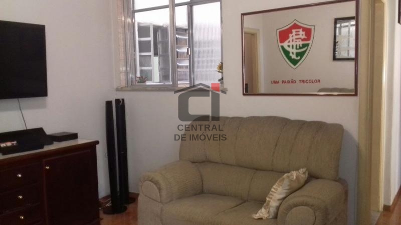 Apartamento à venda com 2 quartos, 90m² - Foto 1