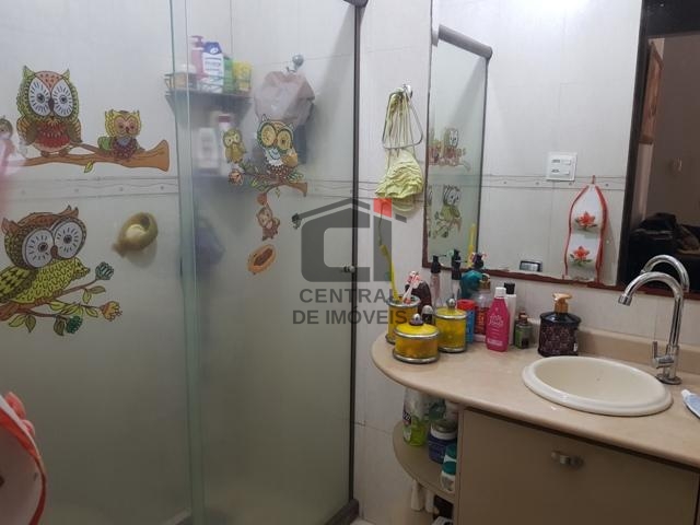 Apartamento à venda com 2 quartos, 80m² - Foto 7