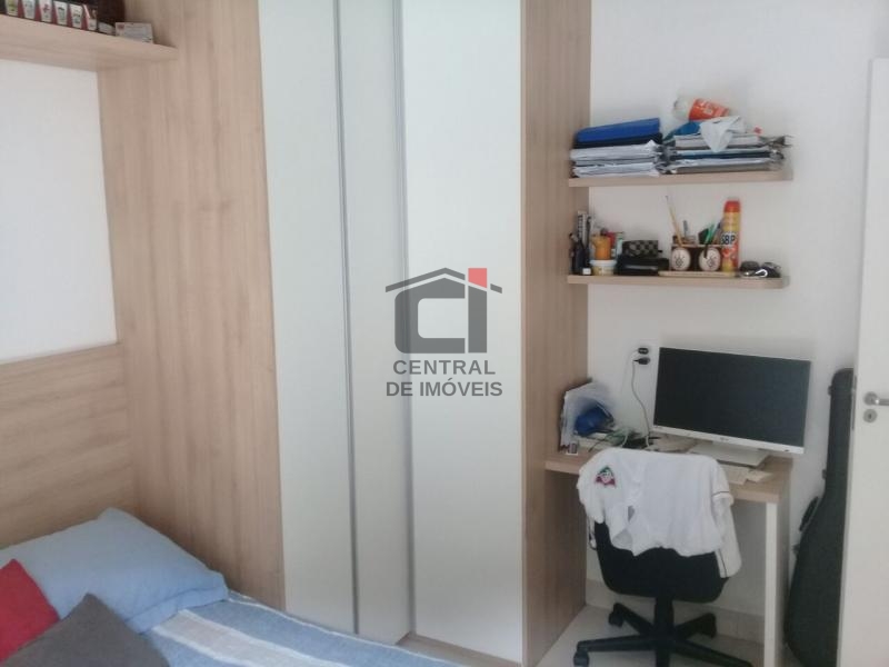 Casa à venda com 4 quartos, 270m² - Foto 15