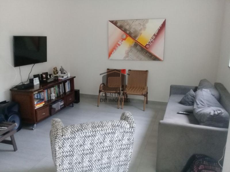 Casa à venda com 4 quartos, 270m² - Foto 6