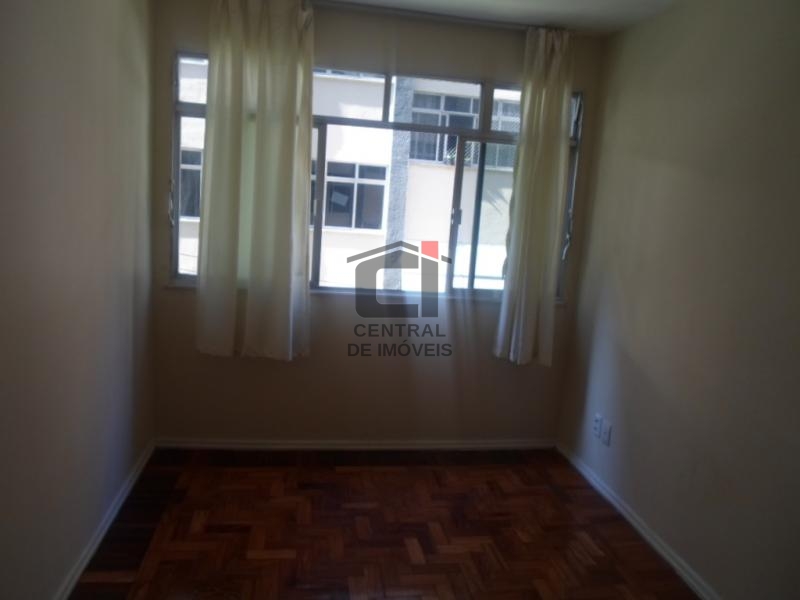 Apartamento à venda com 2 quartos, 50m² - Foto 2