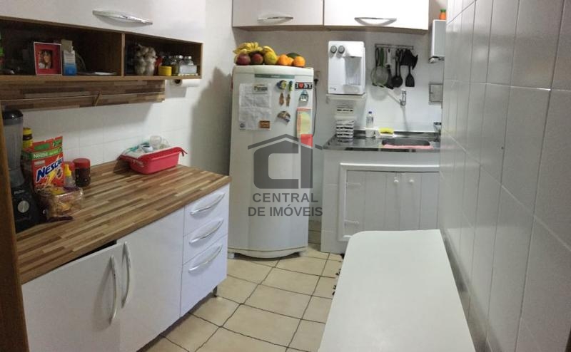 Apartamento à venda com 2 quartos, 65m² - Foto 7