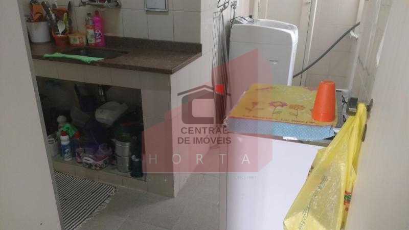 Apartamento à venda com 2 quartos, 78m² - Foto 4