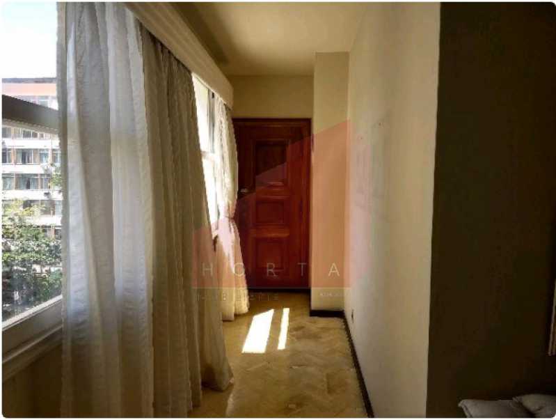 Apartamento à venda com 3 quartos, 156m² - Foto 2