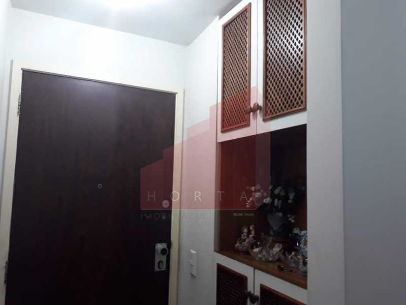 Apartamento à venda com 2 quartos, 64m² - Foto 2