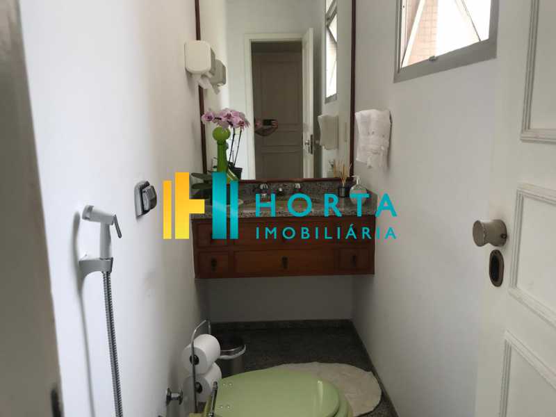 Apartamento à venda com 4 quartos, 210m² - Foto 6