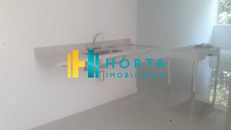 Apartamento à venda com 2 quartos, 70m² - Foto 12